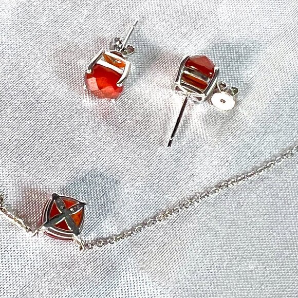 NWOT Macy's Sterling Silver Cushion Cut Red Agate Necklace and Earrings Set - Picture 3 of 6